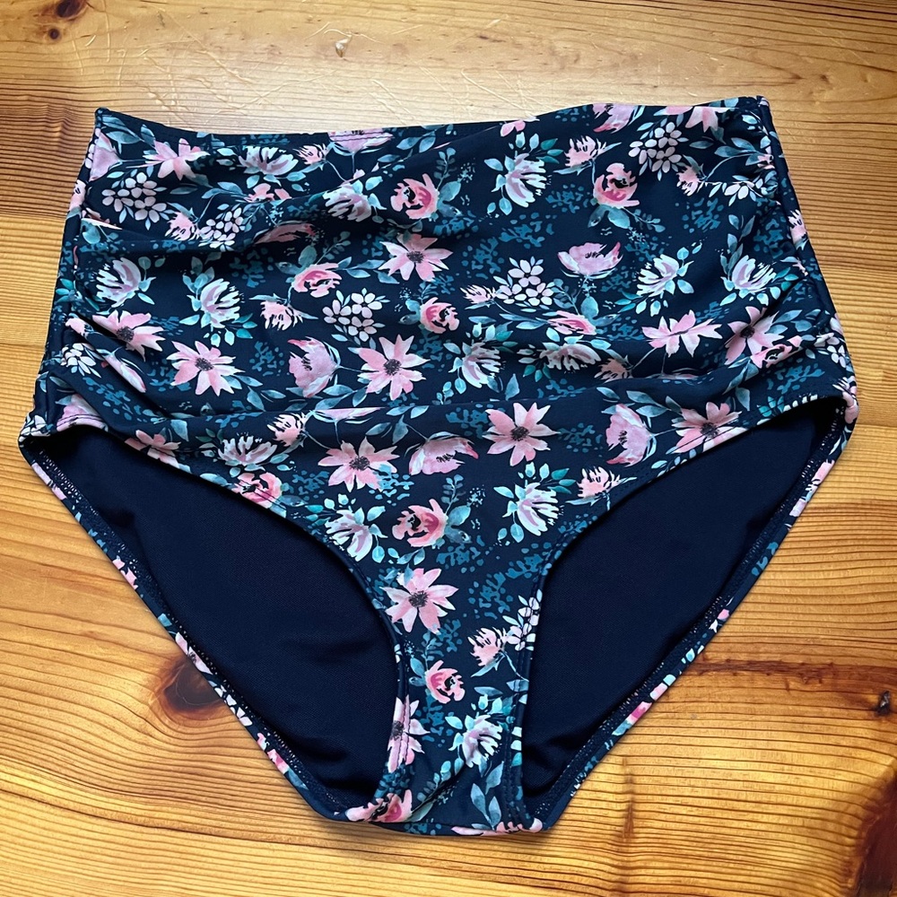 Janela bay bottoms